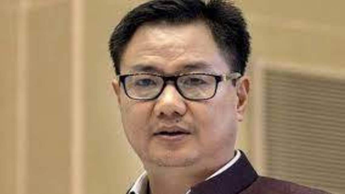 டம்மி குடியரசு தலைவர் என்று கிண்டலடித்த காங்கிரஸ்.. திரௌபதி முர்முவை அவமதிப்பதை நிறுத்துங்க.. கிரண் ரிஜிஜூ பதிலடி