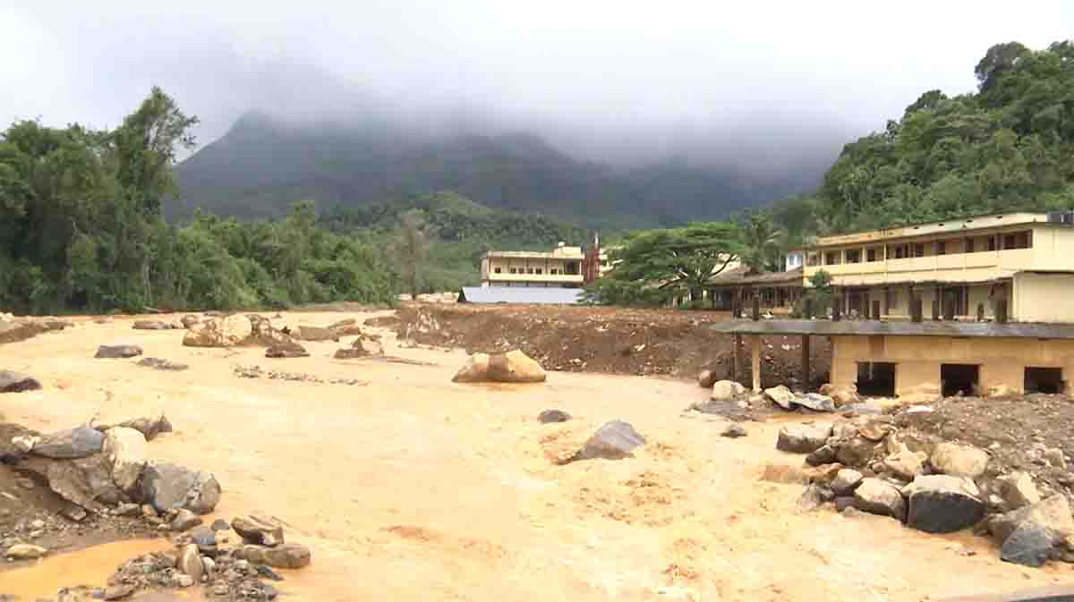 வயநாட்டில் பேரழிவை ஏற்படுத்திய புன்னப்புழாவில் மீண்டும் வெள்ளப்பெருக்கு