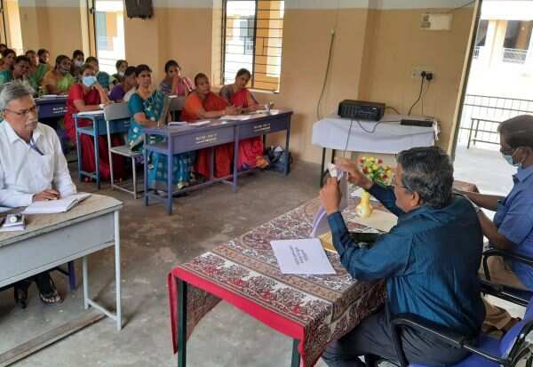 தமிழகம் முழுவதுமுள்ள அரசுப் பள்ளிகளில் பள்ளி மேலாண்மைக் குழு விழிப்புணர்வு கூட்டம்