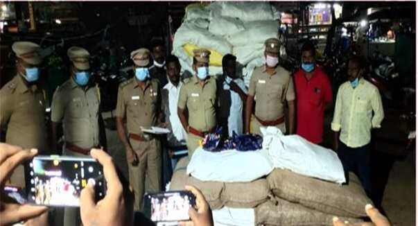 ஒட்டன்சத்திரத்தில் தனியார் குடோனில் பதுக்கிய 1,660 கிலோ குட்கா பறிமுதல் - ஒருவர் கைது!