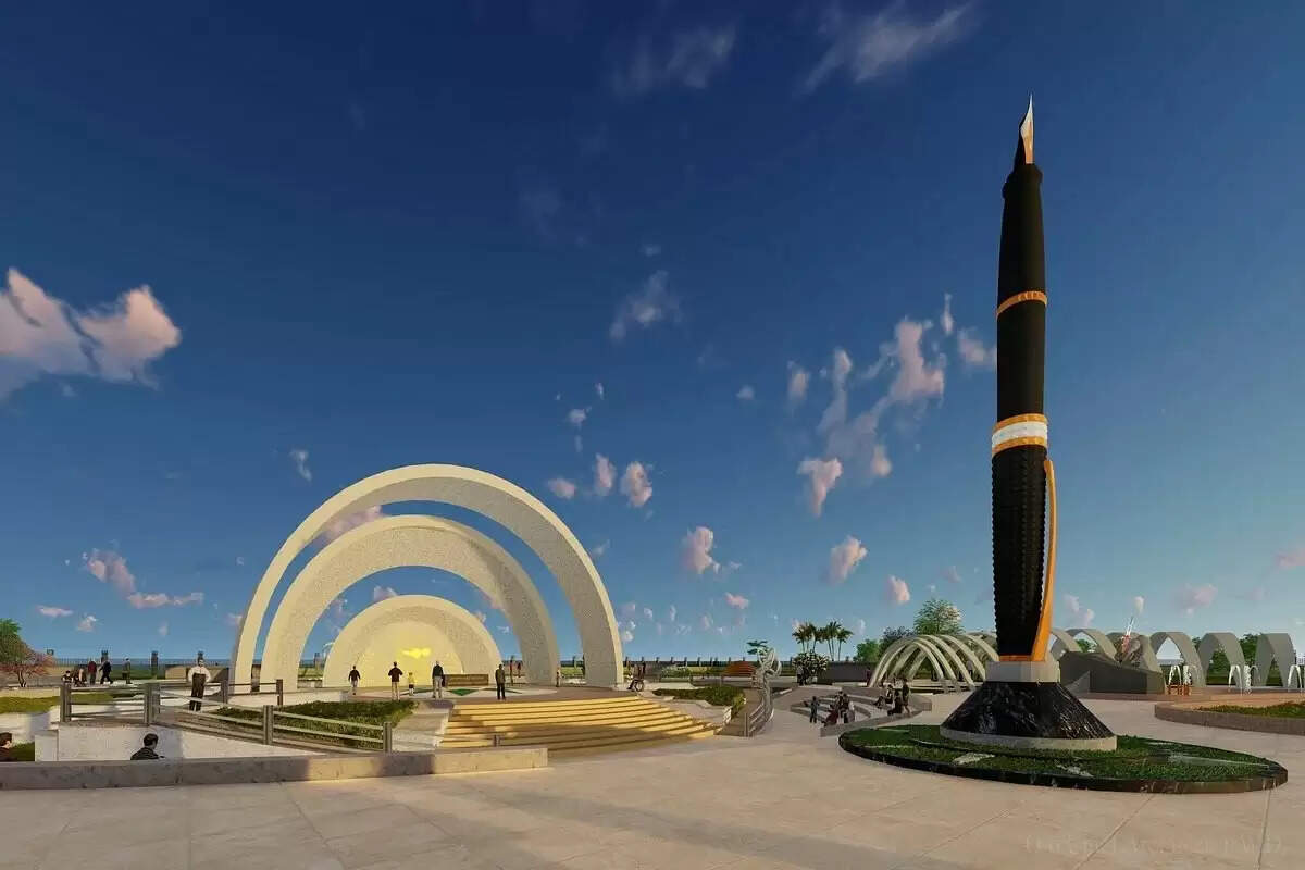 பேனா சின்னத்துக்கு எதிரான வழக்கு ஒத்திவைப்பு