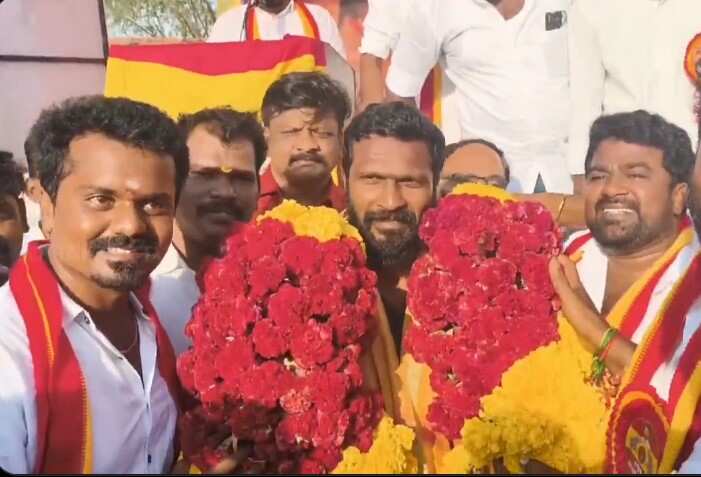 தவெக நிகழ்ச்சியில் இணைந்த இயக்குனர் வெற்றிமாறன்