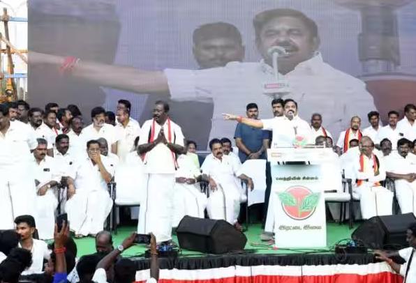 ஒரு ஸ்கீம்க்கு இருபதாயிரம் கோடி ரூபாய் கொடுக்குறீங்க...ஏழைகளுக்கு ரூ.3000 தரக்கூடாதா? - எடப்பாடி ஆதங்கம்