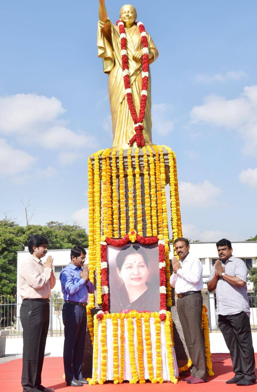 ஜெயலலிதாவின் 75வது பிறந்தநாள் - தமிழக அரசு சார்பில் மரியாதை