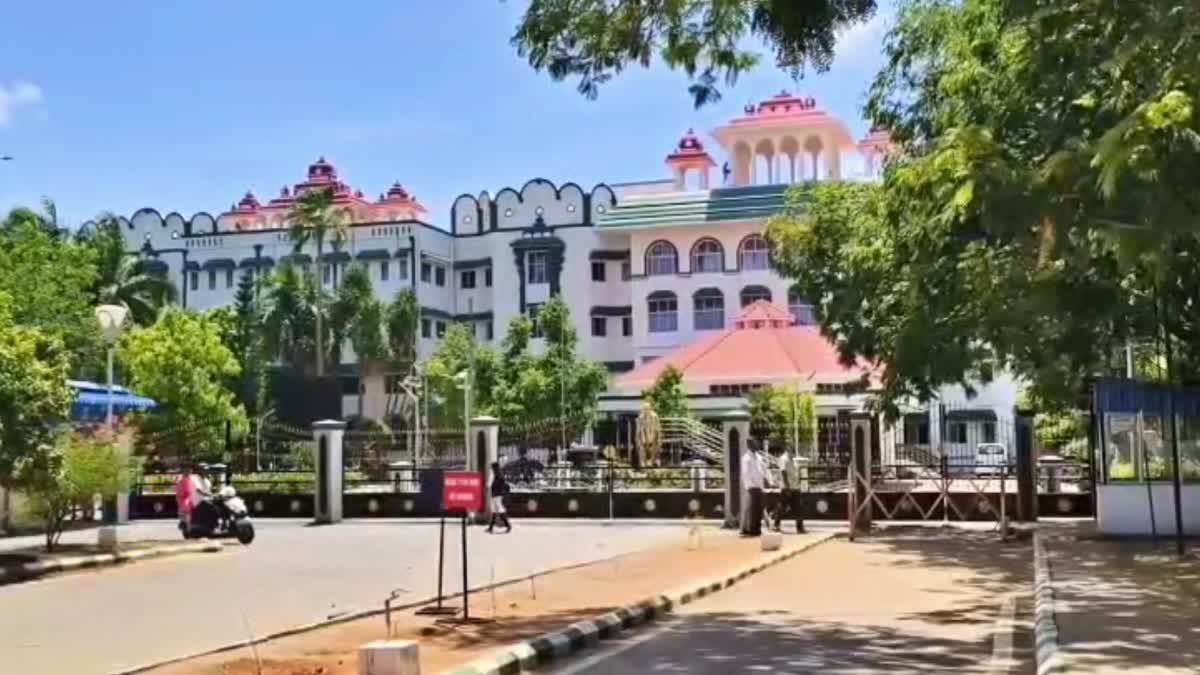 # KARUR துயரம் - உயர் நீதிமன்ற மதுரைக் கிளையில் எந்தெந்த வழக்குகளில் என்னென்ன உத்தரவு?