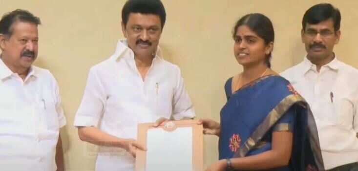 விரிவுரையாளர் பணியிடத்திற்கு 1024 நபர்களுக்கு பணிநியமன ஆணை!!