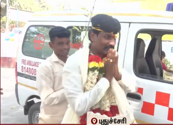திருமணம் முடிந்த கையோடு அரசு பள்ளிக்கு சென்று ஆம்புலன்ஸ் ஓட்டுநர் செய்த நெகிழ்ச்சி செயல்