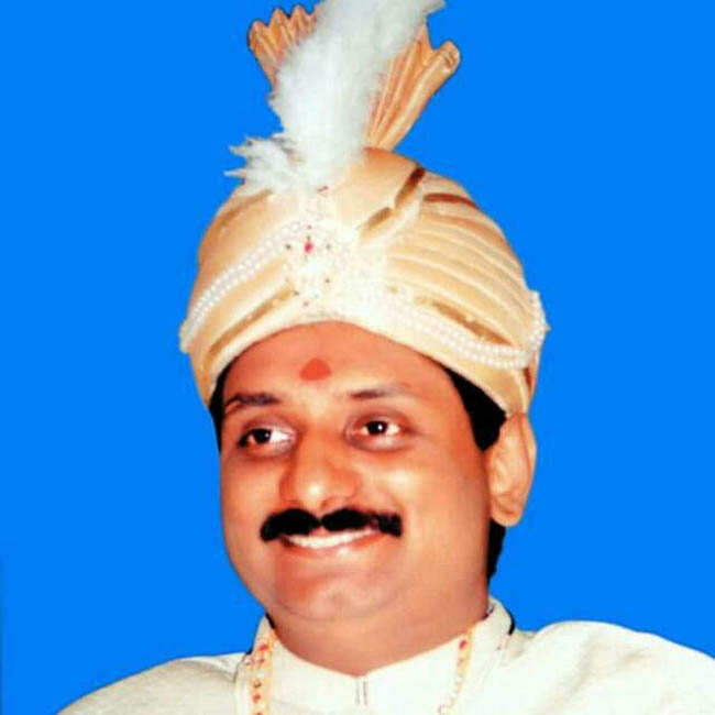 ராமநாதபுரம் மன்னர் ராஜா குமரன் சேதுபதி மாரடைப்பால் மரணம்