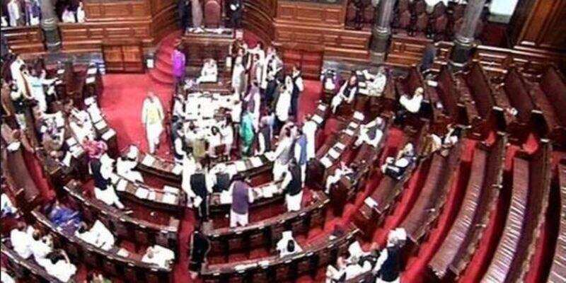 தொடர்ந்து 3வது நாளாக நாடாளுமன்றம் ஒத்திவைப்பு..