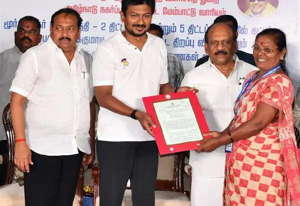 1,148 பேருக்கு வீடு வழங்கிய துணை முதல்வர் உதயநிதி..!