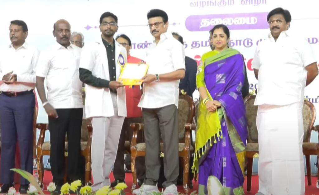 2,642 உதவி மருத்துவ அலுவலர்களுக்கு பணி நியமன ஆணைகள் - முதலமைச்சர் வழங்கினார்!