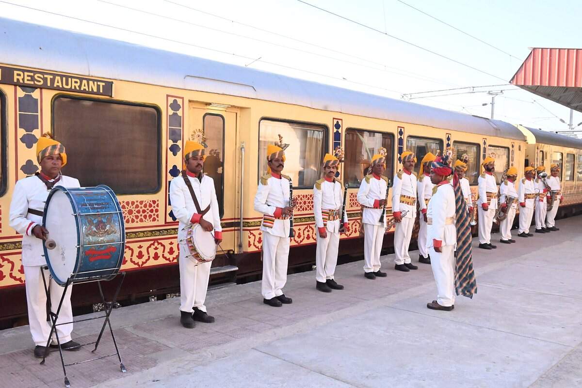 ராஜஸ்தானின் புகழ்பெற்ற Palace on Wheelsசொகுசு ரயில் ரத்து..!
