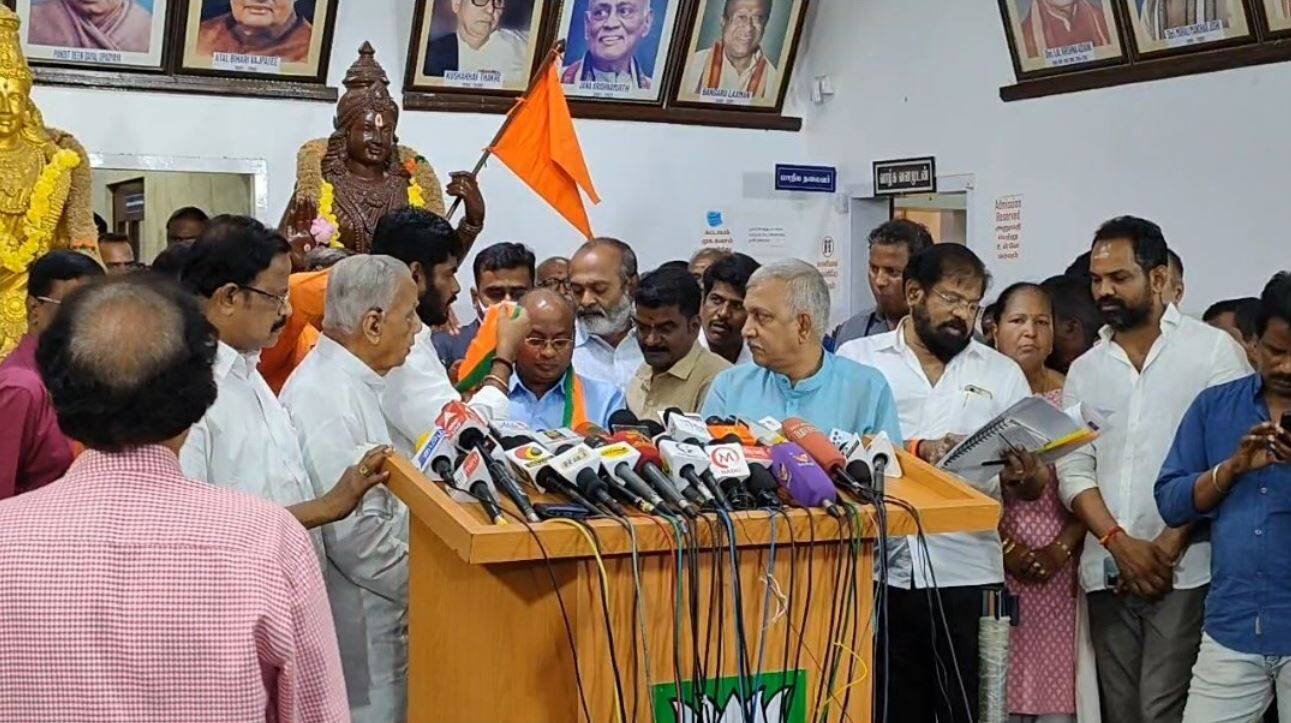 யூடியூப் சேனலுக்கு கேள்வி கேட்க என்ன உரிமை இருக்கிறது? - பத்திரிகையாளர்களை மிரட்டிய அண்ணாமலை