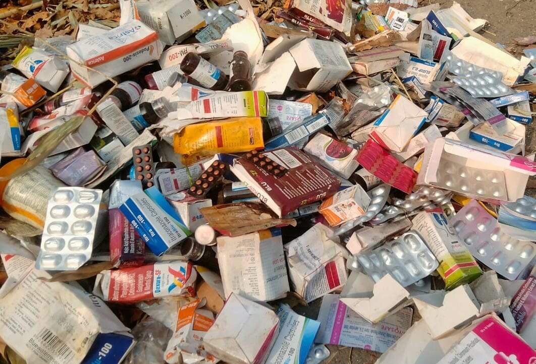 ஈரோட்டில் மருத்துவக் கழிவுகளை சாலையில் கொட்டியவருக்கு ரூ.5 ஆயிரம் அபராதம் விதிப்பு!