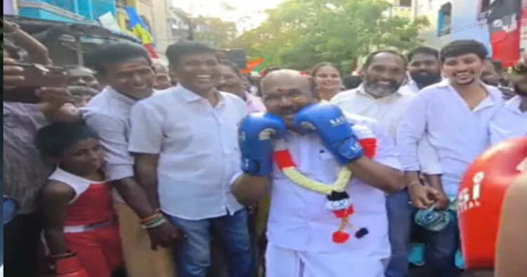 8000 ரூபாய் இல்ல 8 லட்சம் கொடுத்தாலும் திமுக தோல்வி அடைவது உறுதி – முன்னாள் அமைச்சர் ஜெயக்குமார்..!