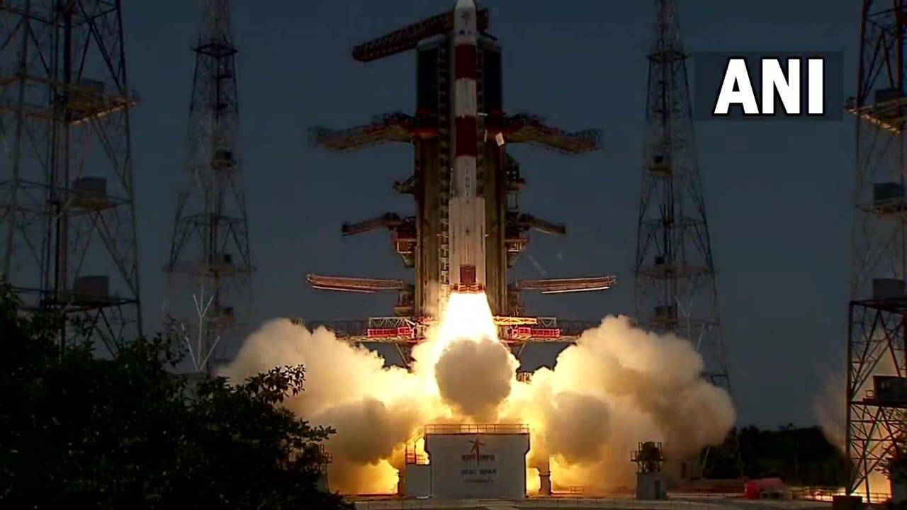 வெற்றிகரமாக விண்ணில் ஏவப்பட்டது ஆதித்யா L1 விண்கலம்!