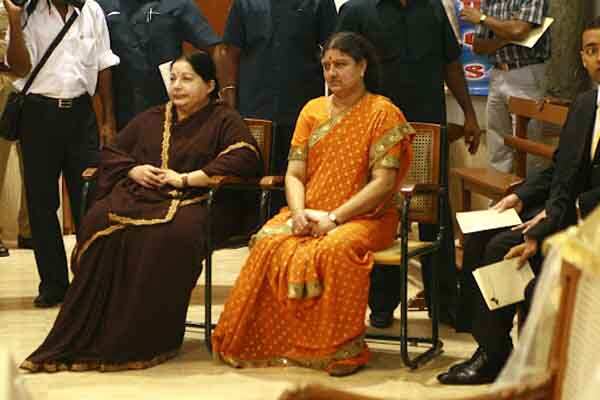 போயஸ்கார்டன் - சசிகலாவின் மாஸ்டர் பிளான்