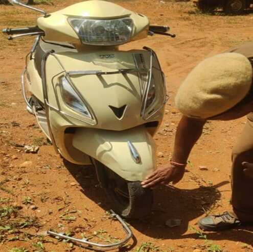 சிறுமுகை அருகே இருசக்கர வாகனம் மீது காட்டுப்பன்றி மோதியதில் லாரி ஓட்டுநர் பலி!