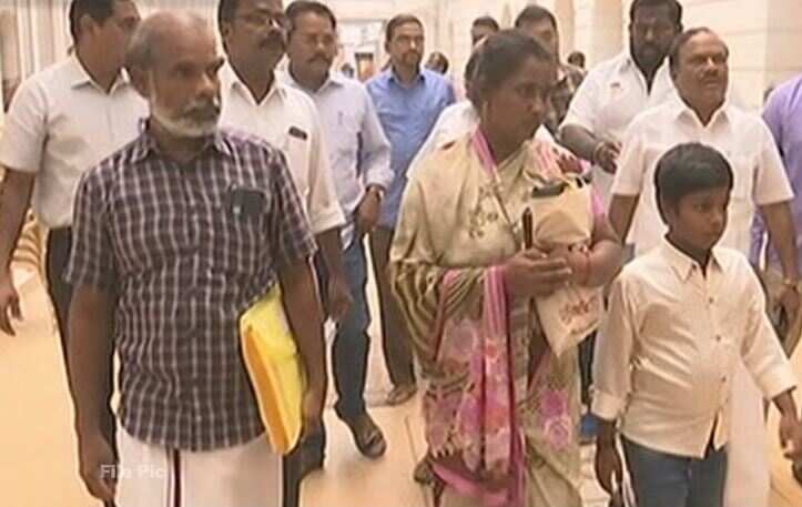 முதல்வருடன் கனியாமூர் பள்ளி மாணவியின் பெற்றோர் சந்திப்பு!