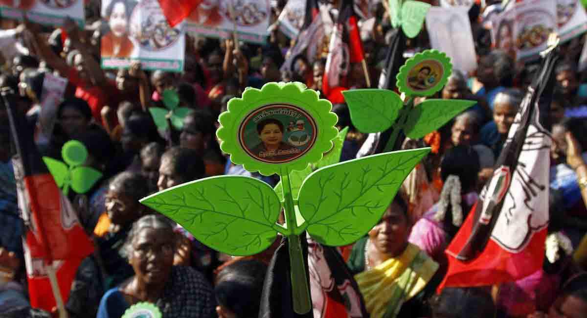 அதிமுக தேர்தலை ஒத்திவைக்கணும்- 85% பேர் வாக்களிப்பு