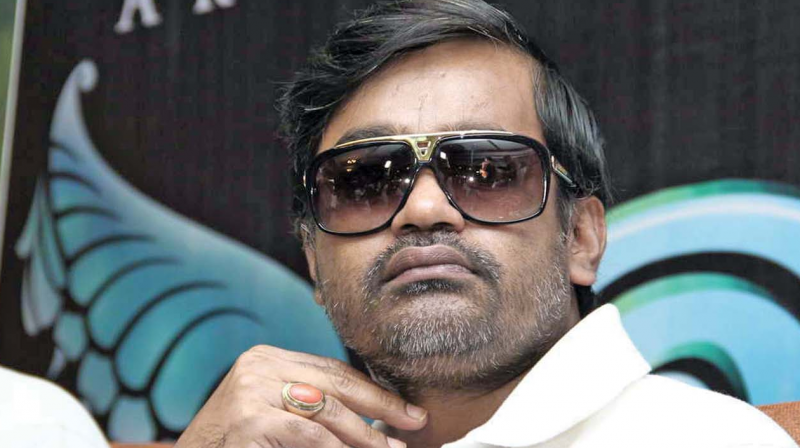 அட பாவமே இயக்குநர் செல்வராகவனையும் தாக்கிய கொரோனா.. மக்களுக்கு அட்வைஸ்!