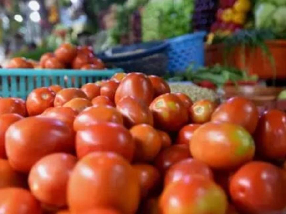 சென்னை கோயம்பேட்டில் காய்கறிகளின் விலை கிடுகிடு உயர்வு..!