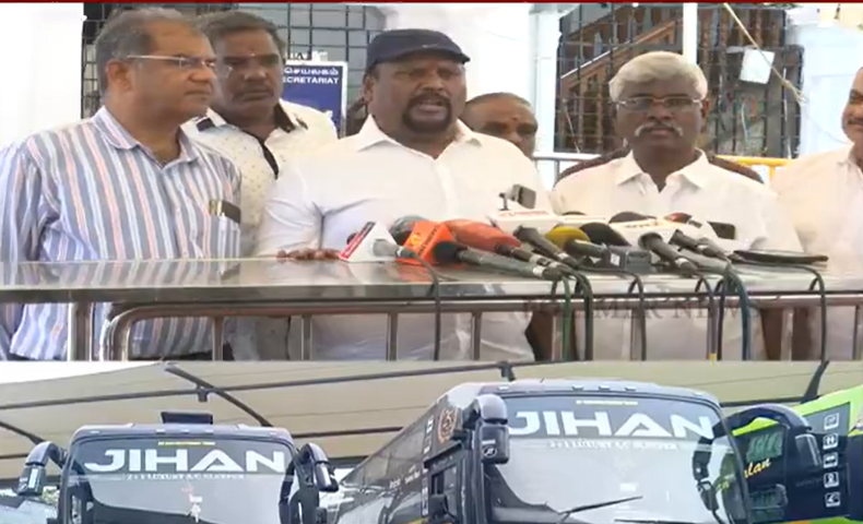 “ஆர்டிஓ அலுவலகத்தில் ஒரு ரூபாய் கூட லஞ்சம் இல்லை..”- 500 ஆம்னி பேருந்துகளை அரசு பேருந்து கட்டணத்தில் இயக்க தயார்- ஆம்னி உரிமையாளர்கள்