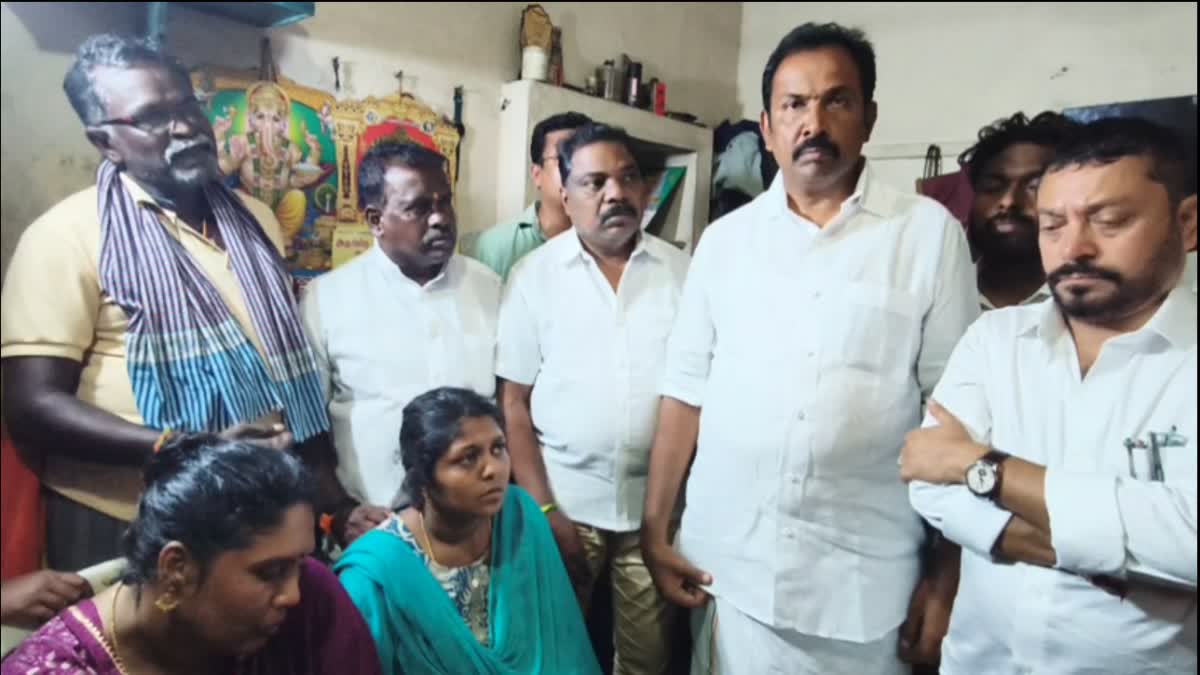 இலவச வீடும் வேண்டாம், அரசு வேலையும் வேண்டாம்! சபரி வர்மன் மரணத்தில் நீதிக்காகப் போராடும் குடும்பம்!