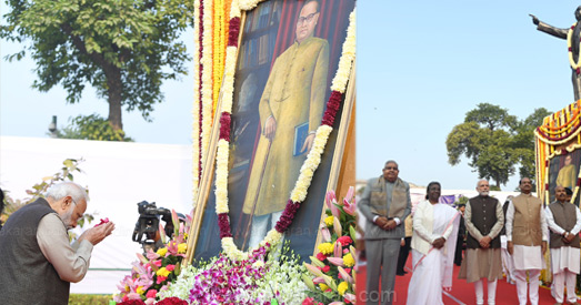 அம்பேத்கர் நினைவு நாள் : நாடாளுமன்றத்தில் பிரதமர் மோடி, ஜனாதிபதி அஞ்சலி..