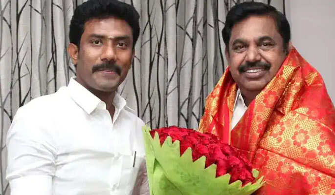 போன் போட்ட ஓபிஎஸ் மகன் - ஆதங்கத்தை கொட்டிய எடப்பாடி