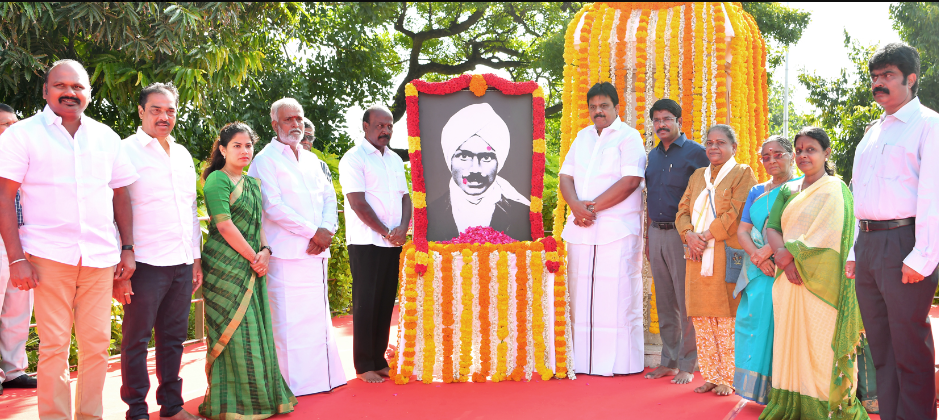 பாரதியார் நினைவு தினத்தையொட்டி தமிழக அரசு சார்பில் மரியாதை!!
