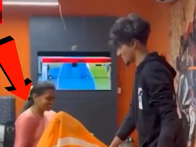 ஆசையாய் வாங்குன பைக்கே எமனான சோகம்! டியூக் பைக்கால் 2 மாணவர்கள் பரிதாப பலி