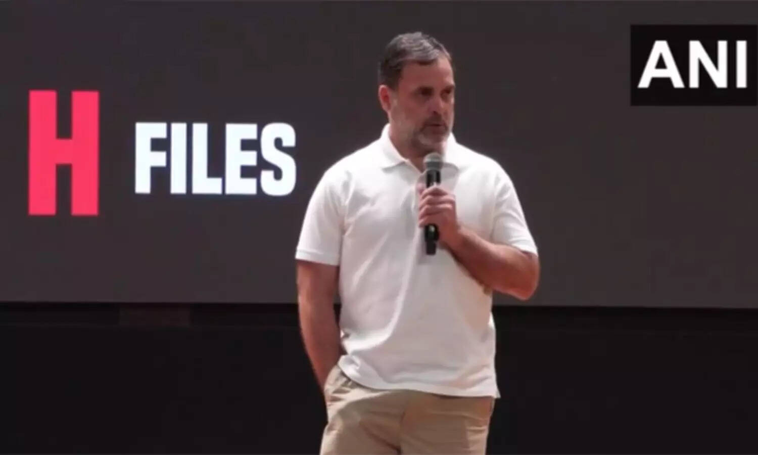 #JUST IN : ஒரு பிரேசிலிய பெண் 22 முறை வாக்களித்துள்ளார் - ராகுல் காந்தி பரபரப்பு குற்றச்சாட்டு..!