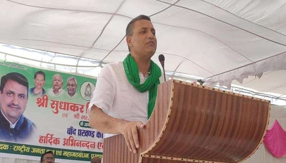 நான் திருடர்கள் கூட்டத்தின் தலைவன் - அமைச்சரின் சர்ச்சை பேச்சு