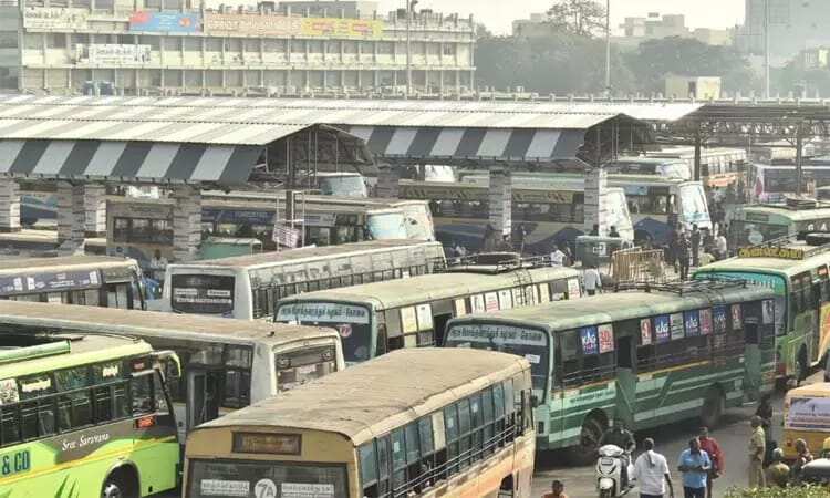 ஈரோட்டில் முக்கிய பகுதிகளில் வெடிகுண்டு இருப்பதாக மிரட்டல் - போலீசார் தீவிர சோதனை