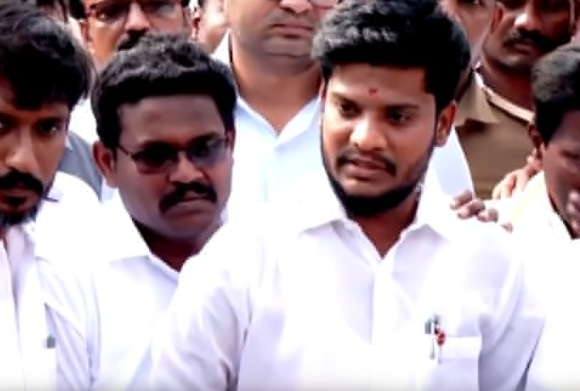 “கோவில் பிரசாத கடைகளில் இது கட்டாயம் இருக்க வேண்டும்”- அமைச்சர் ரமேஷ் அதிரடி