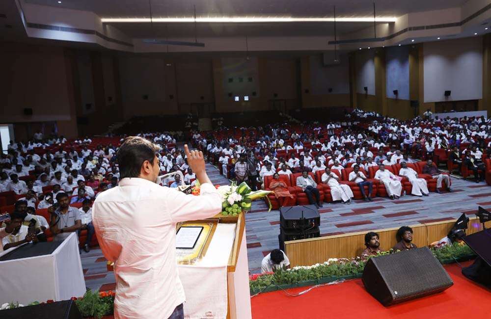 இந்த நெம்பர்-1 அணிதான் ஜெயலலிதா, சசிகலாவை கம்பி எண்ண வைத்தது - அமைச்சர் உதயநிதி பேச்சு