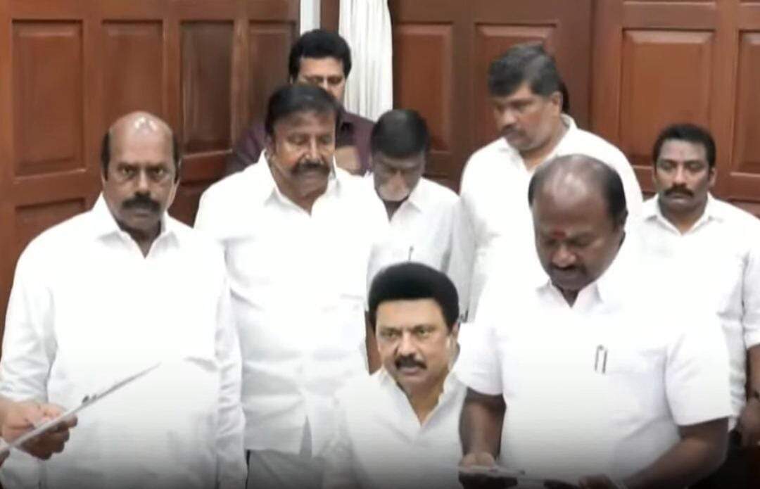 முதலமைச்சர் மு.க.ஸ்டாலின் முன்னிலையில் எம்.எல்.ஏ-வாக பதவியேற்றார் சந்திரகுமார்