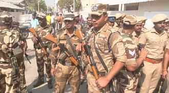 இடைத்தேர்தல் - அனுமதியின்றி செயல்பட்டு வந்த திமுக தேர்தல் பணிமனைகளுக்கு சீல்