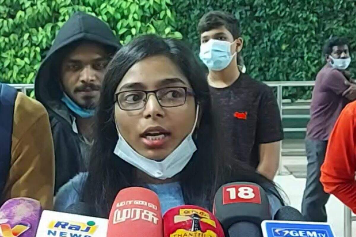 உக்ரைனில் இருந்து திரும்பிய மாணவர்கள் தமிழக முதலமைச்சருக்கு வேண்டுகோள்