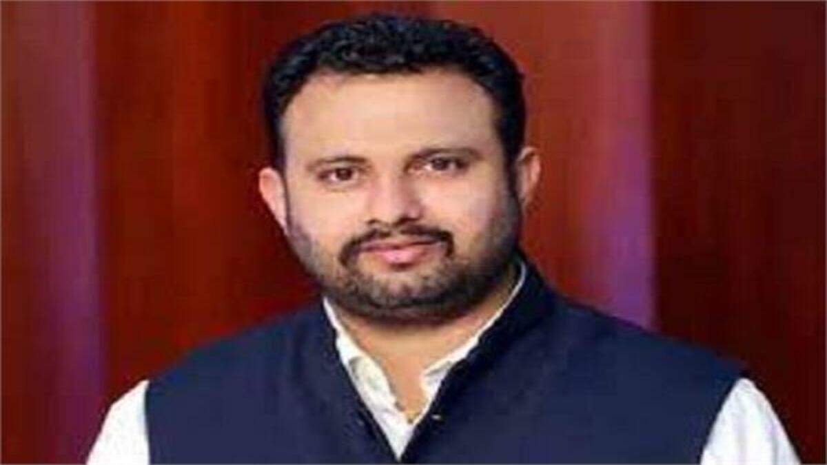 பா.ஜ.க. குறித்து அவதூறு பேச்சு.. ஆம் ஆத்மி எம்.பி. ராகவ் சதாவுக்கு நோட்டீஸ் அனுப்பிய அசோக் சரீன்..