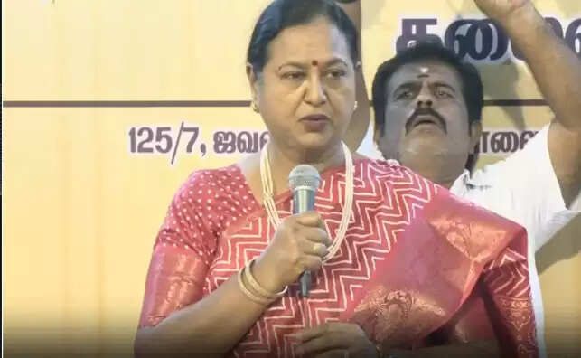 SIR என்ற பெயரில் வாக்குத் திருட்டு- பிரேமலதா விஜயகாந்த்