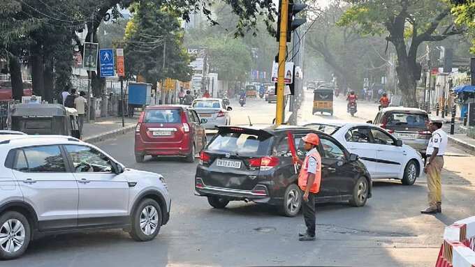 சென்னைவாசிகளுக்கு முக்கிய அறிவிப்பு! அடையாறு காந்தி மண்டபம் சந்திப்பில் போக்குவரத்து மாற்றம்