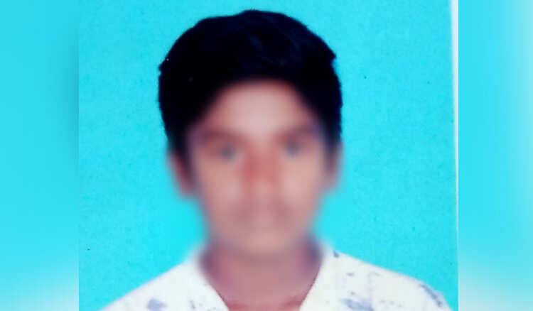 பள்ளி மாணவன் தூக்கிட்டு தற்கொலை - போலீசார் தீவிர விசாரணை!!