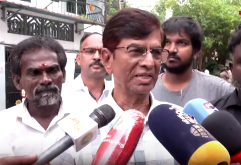 “கரூர் சம்பவத்தால் நாங்கள் மன கஷ்டத்தில் உள்ளோம்”- எஸ்.ஏ.சந்திரசேகர்