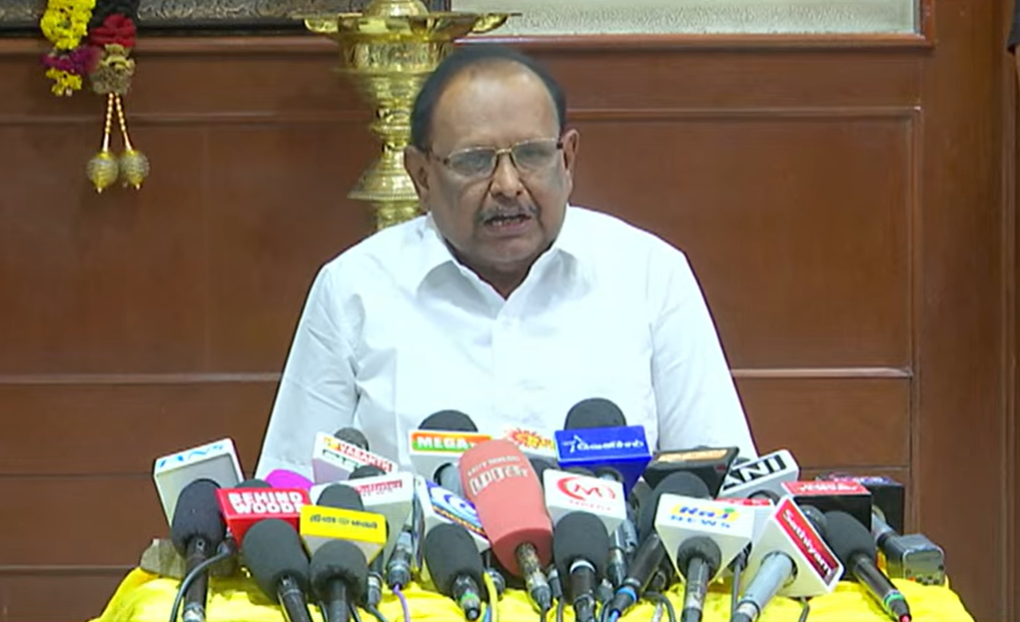 ஆளுநர் ரவி அவதூறு பரப்புகிறார் - அமைச்சர் ரகுபதி