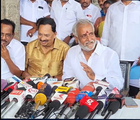 வடகலை, தென்கலை பிரிவினர் விட்டுக்கொடுத்துச் செல்ல வேண்டும் - சேகர்பாபு