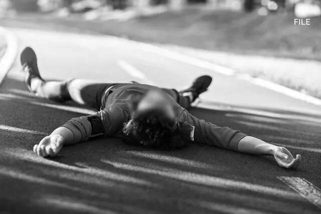 உடற்பயிற்சி செய்து கொண்டிருந்த பிளஸ் 2 மாணவன் மயங்கி விழுந்து பலி