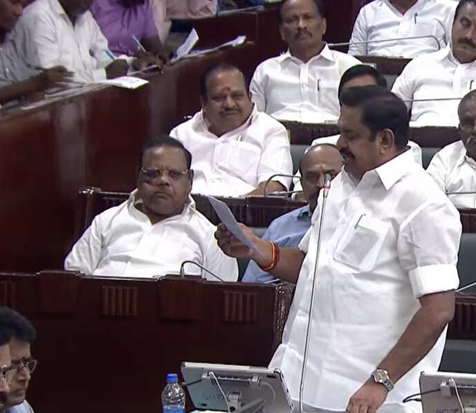 சட்டமன்ற சிறப்பு கூட்டத்தில் தொடரில் இருந்து அதிமுக எம்.எல்.ஏக்கள் வெளிநடப்பு!