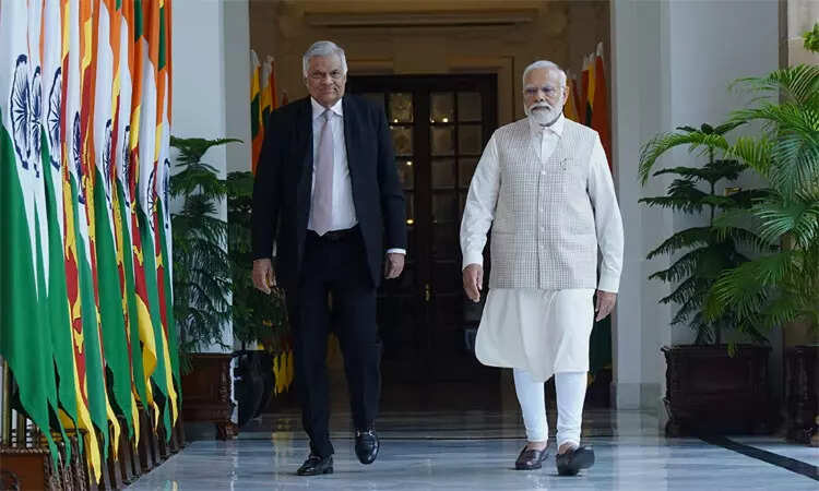 மீனவர்கள் விவகாரம் மனிதாபிமான அடிப்படையில் அணுகப்பட வேண்டும் - இலங்கை அதிபரிடம் மோடி வலியுறுத்தல்.. 